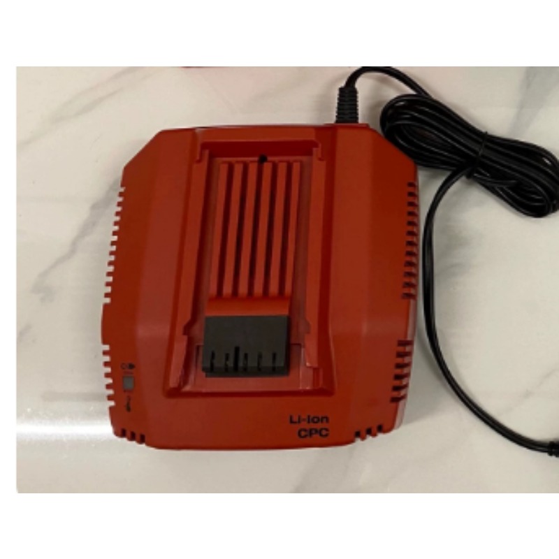 Многовольтовая быстрая зарядна – обзор и цена Power Tools Station